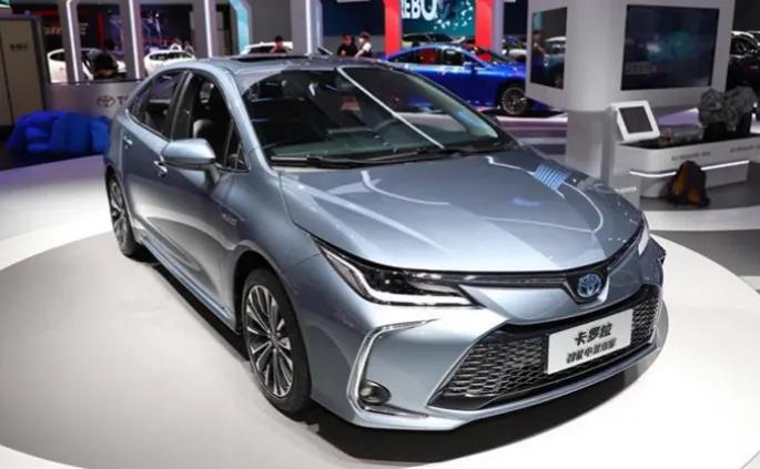 油电混合车15万内无需充电的轿车,油电混合车推荐10-15万轿车