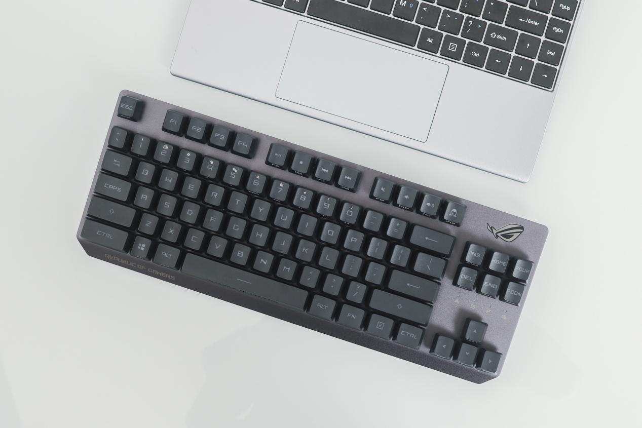 一入行业深似海从此再无回头路,一入深似海从此不由人