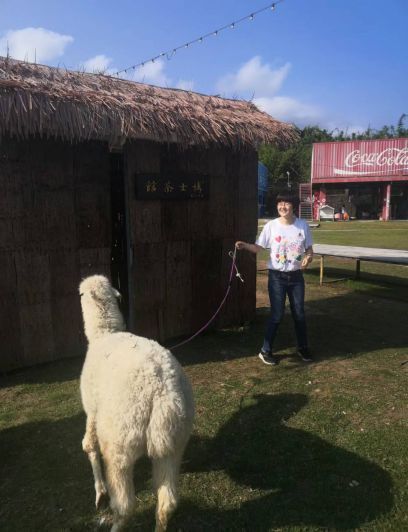 博士茶馆创始人,博士茶馆张铭照片