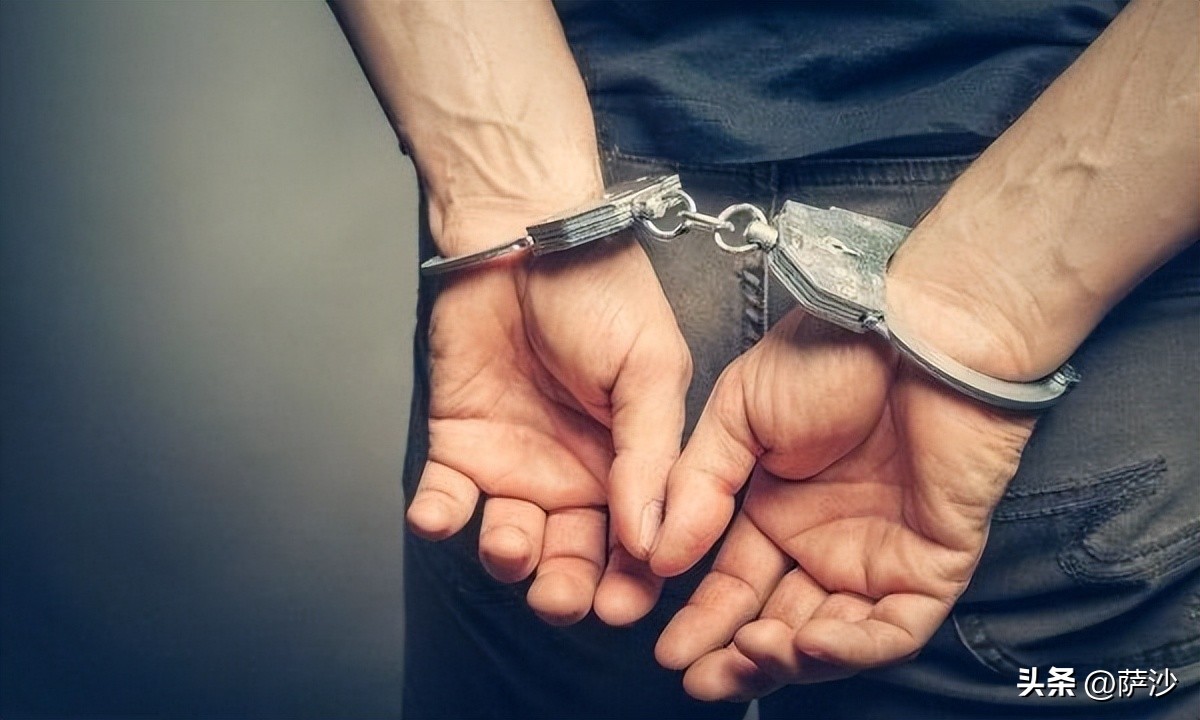 餐饮界大老板全家被残忍杀害：1997年歹徒持刀入室抢劫*门惨灭**案