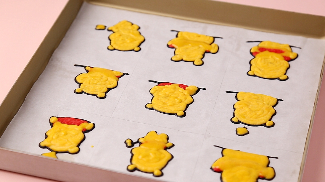 超可爱！！小熊维尼蛋糕卷，软萌好吃，入口即化