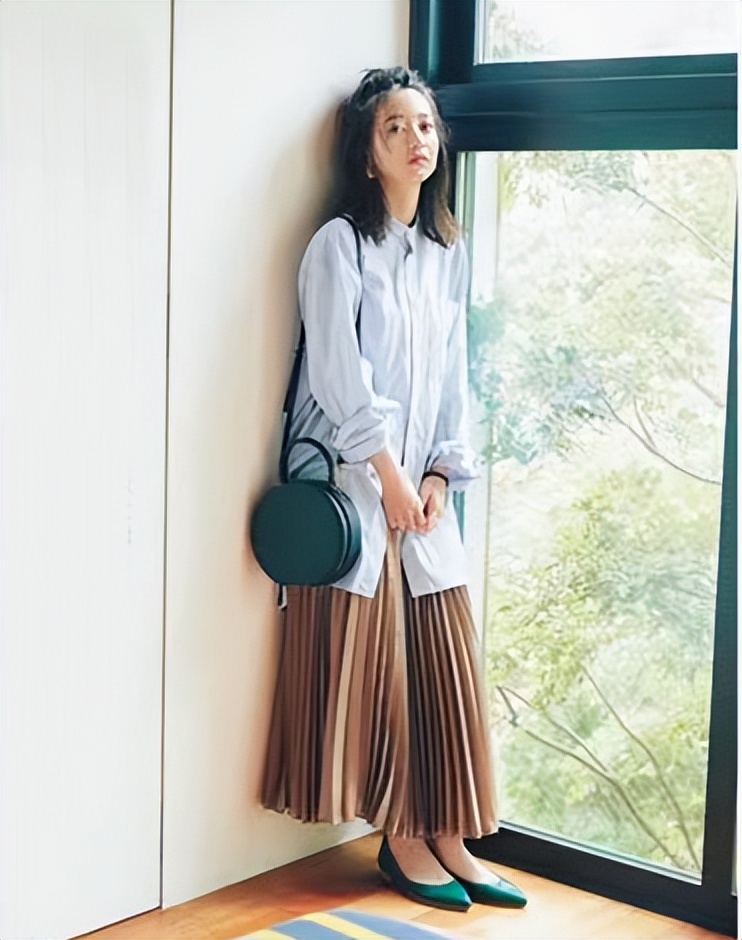 秋季穿搭技巧鞋子,鞋子和衣服的穿搭技巧