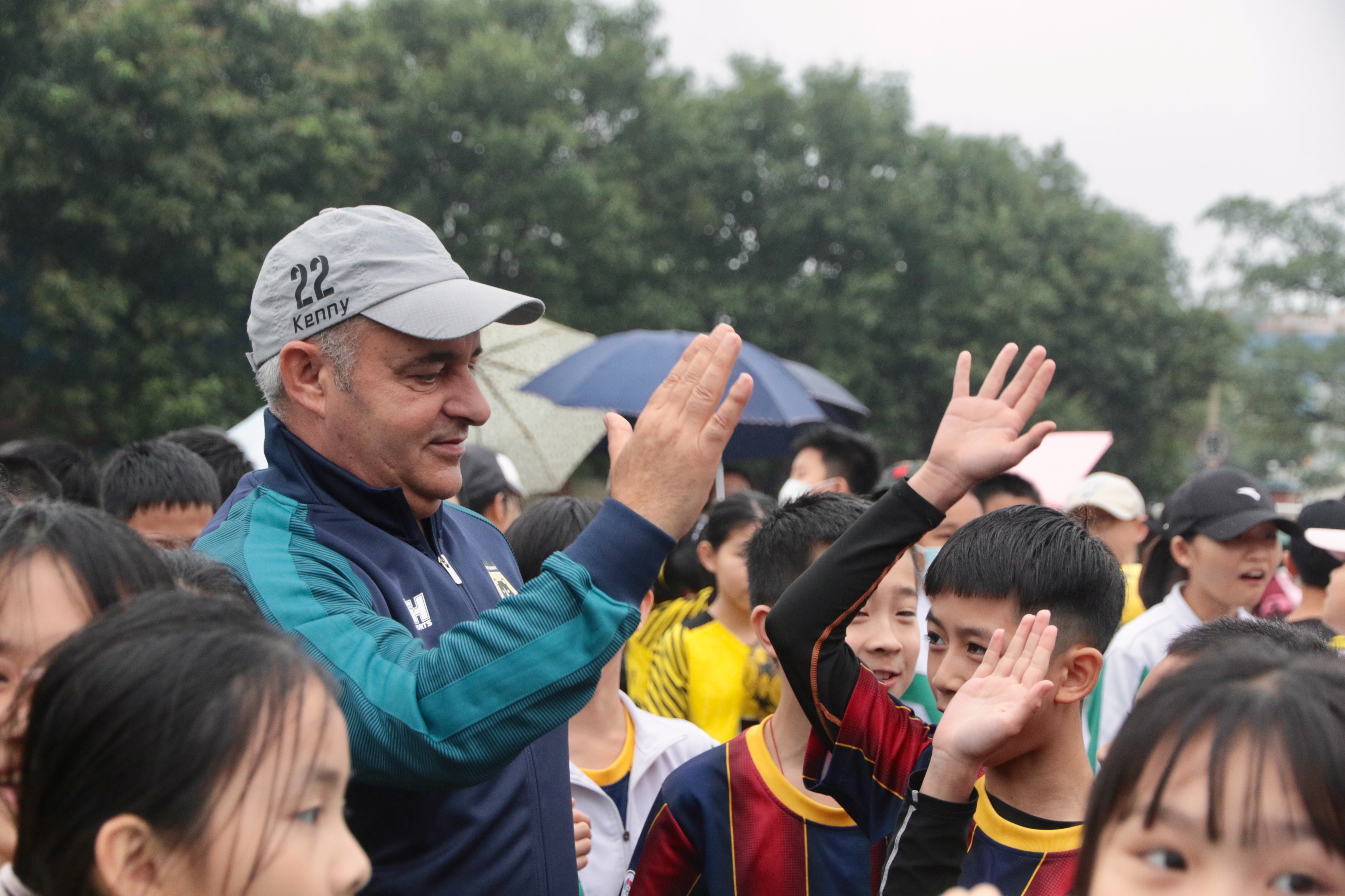 西塱小学足球,广州足球嘉年华