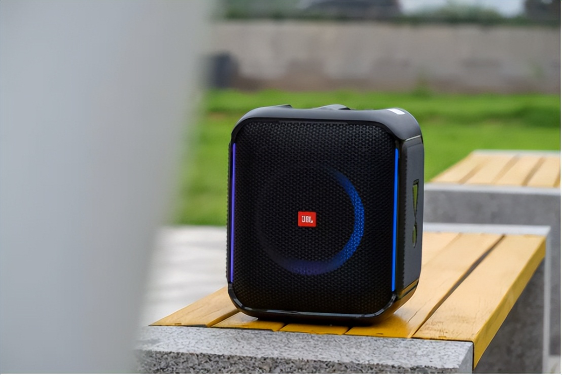 100w小钢炮灯光效果视频,100w小钢炮光束灯效果