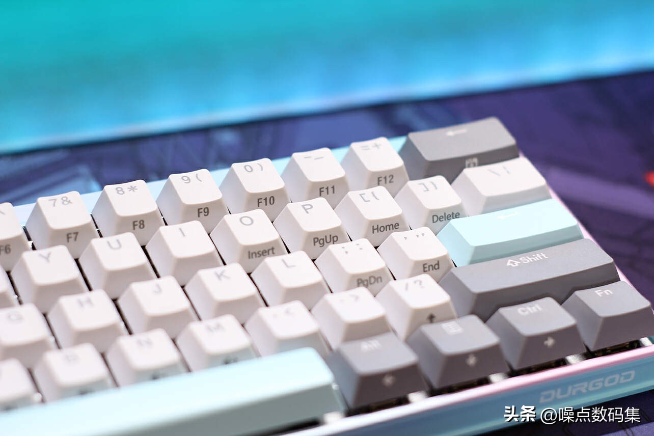 杜伽k330w热插拔机械键盘体验,杜伽k310樱桃黑轴键盘测评