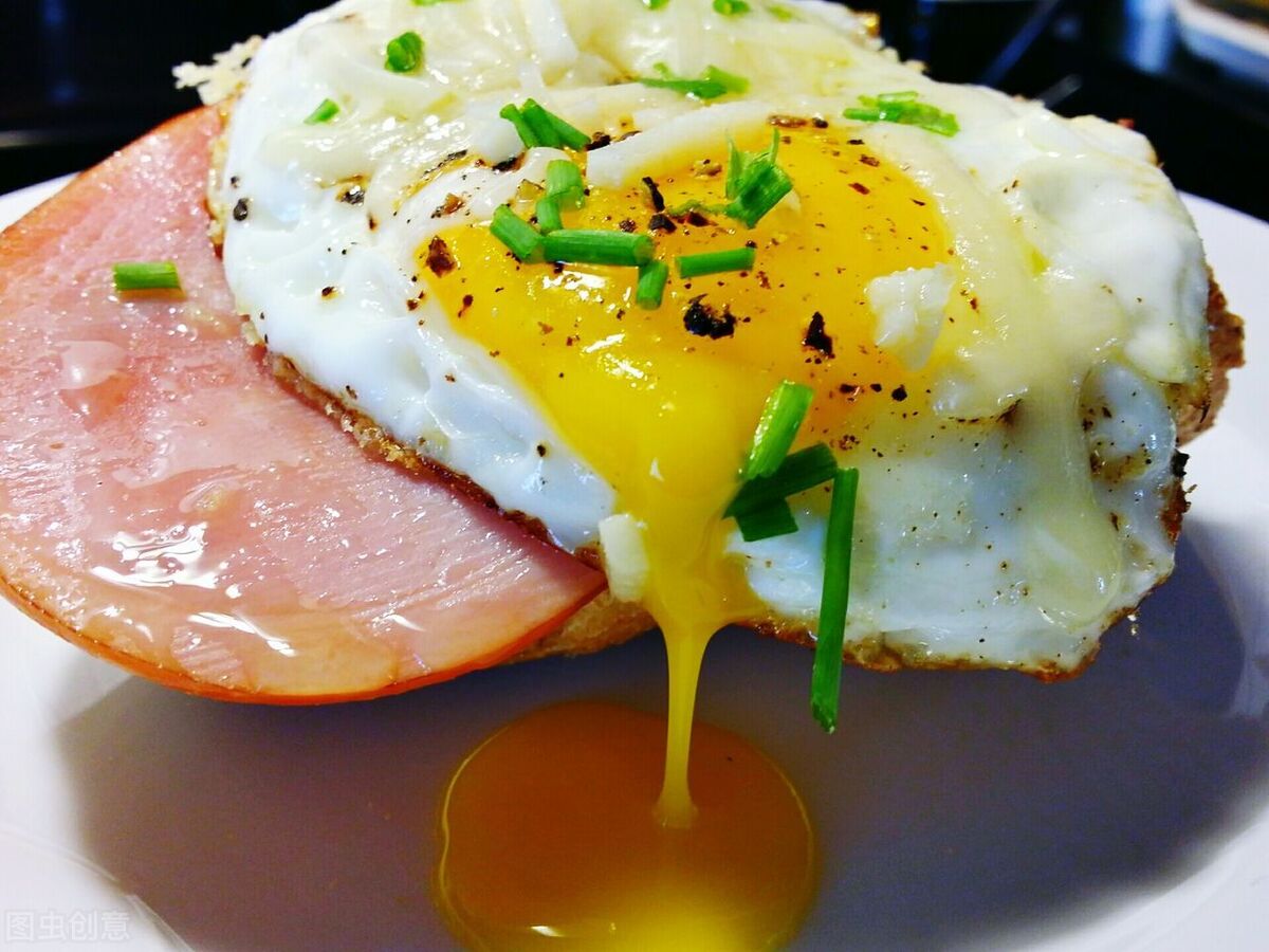 每天吃4个鸡蛋得了心脏病案例,每天一个鸡蛋能得心梗吗