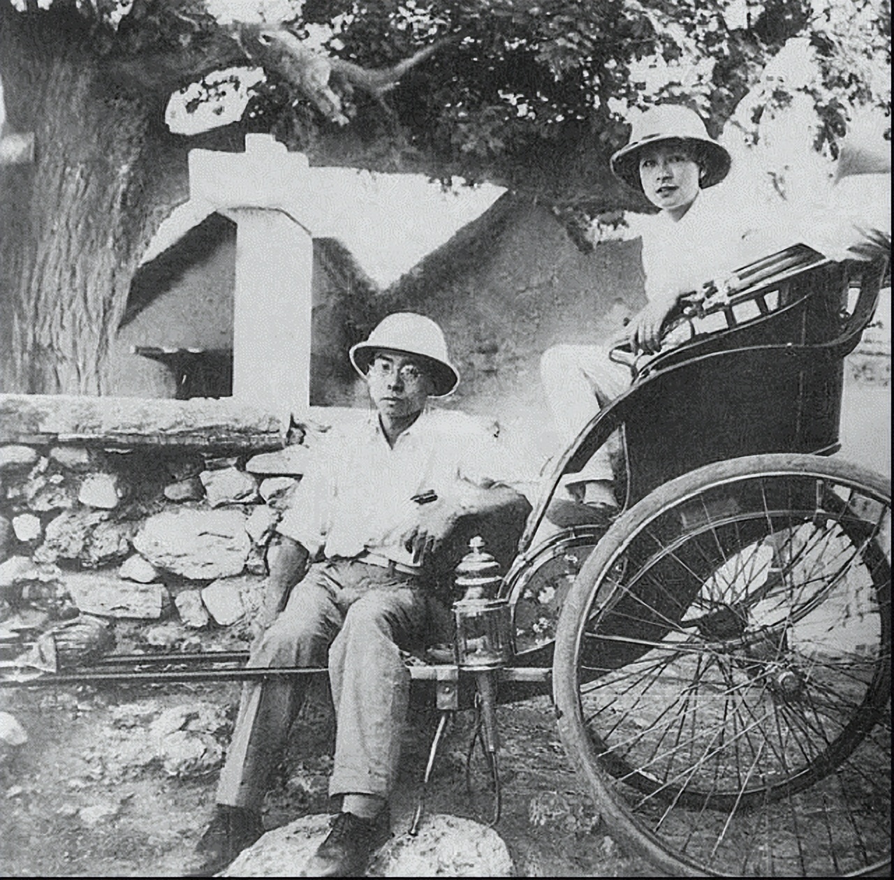 林徽因跟梁思成最好的关系是朋友,林徽因梁启超的关系