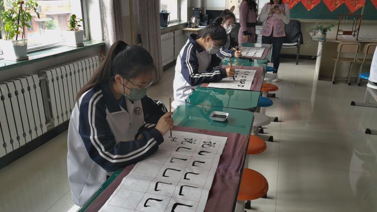 推广普通话喜迎二十大宣传标语,推广普通话喜迎二十大手抄报模板