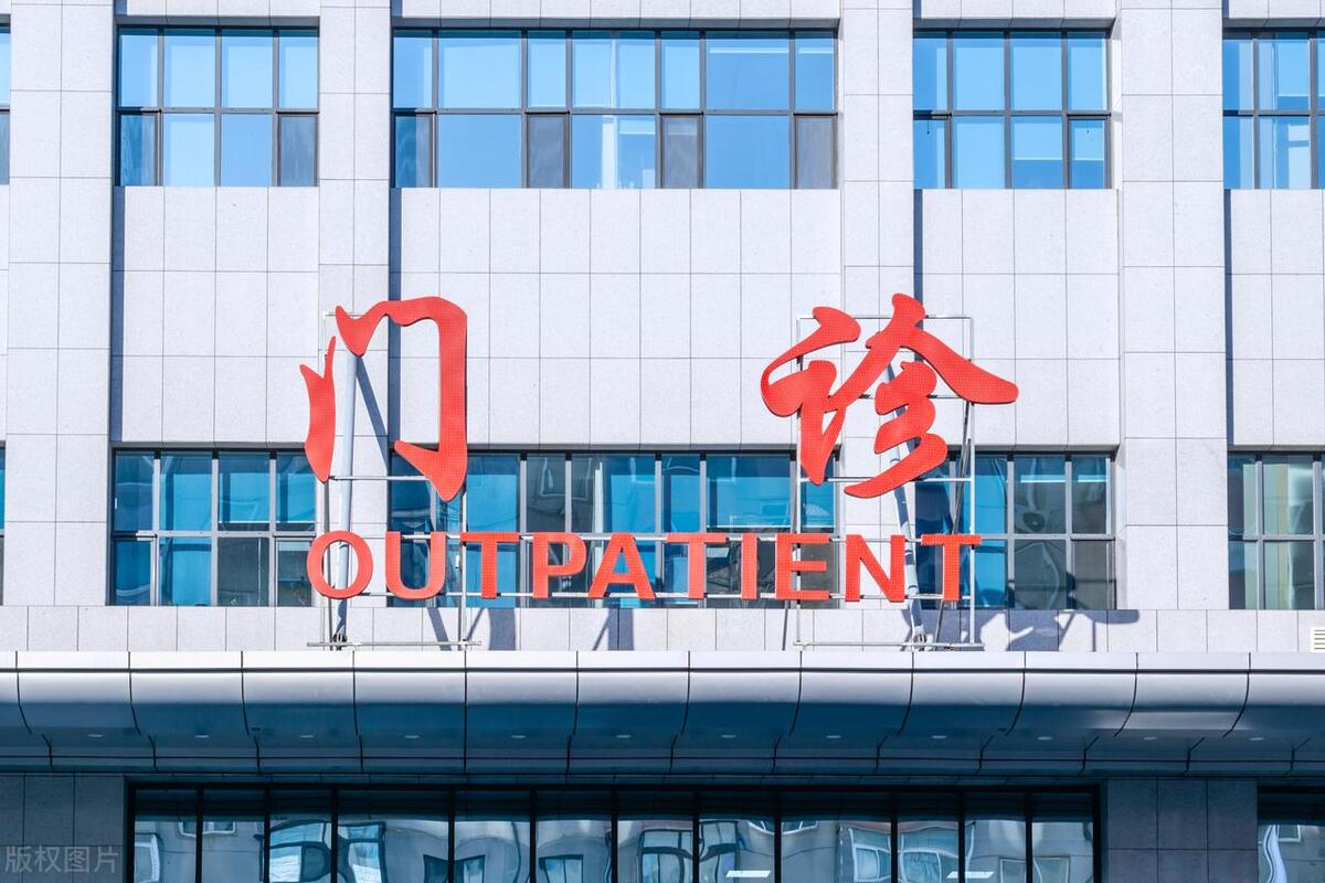 我的旅行故事，拯救被石头砸伤的小男孩，大家的反应让我看清人性