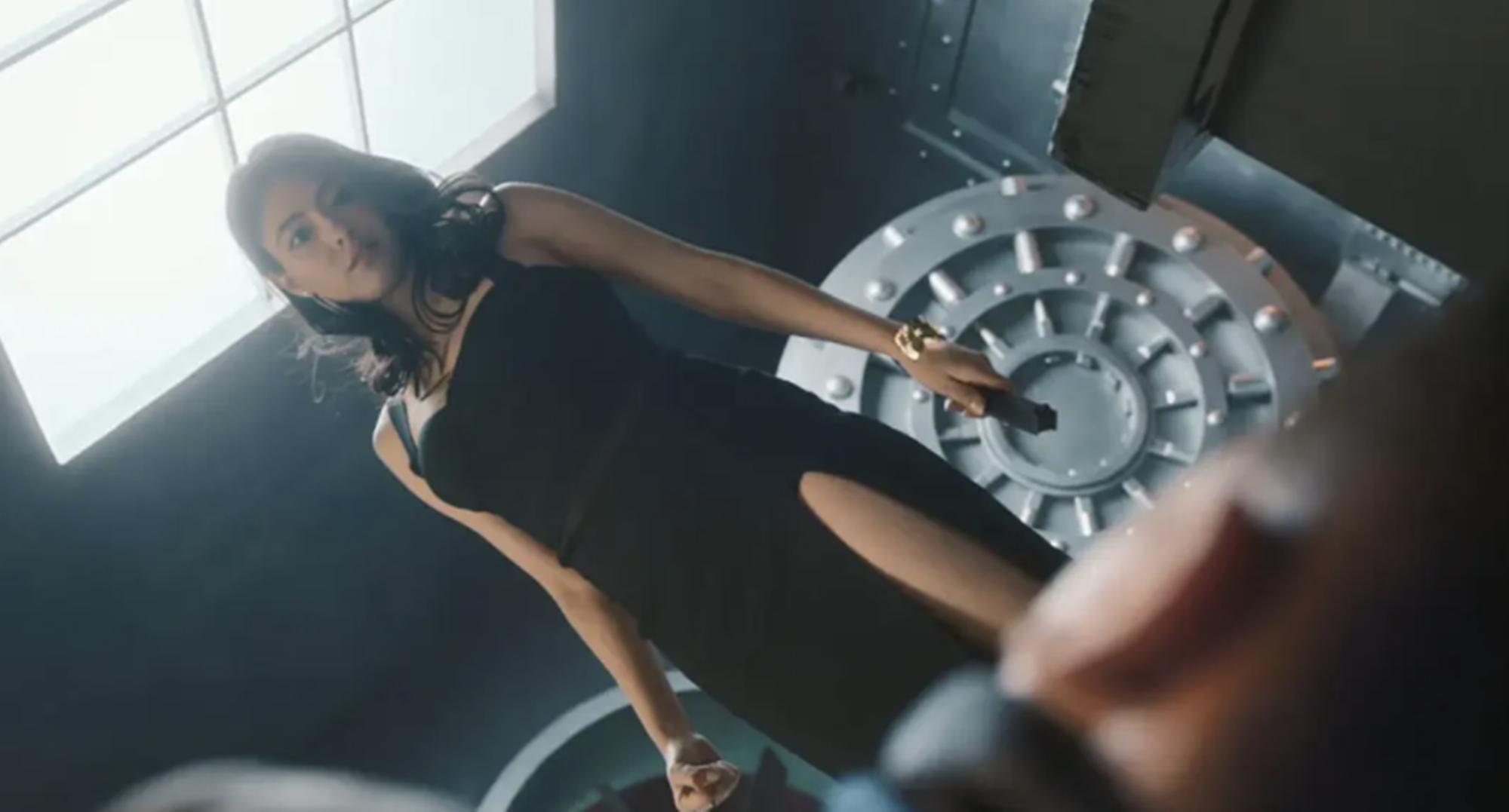 52岁演少女,借拍戏之名行咸猪手,影视圈这些畸形现象,该改改了