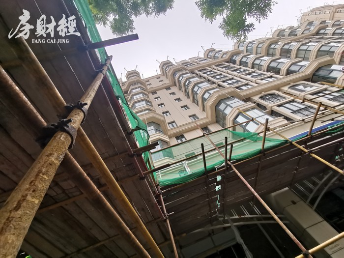 宋都服务去年员工收入同比减0.24万元，董事局主席俞昀53.9万元