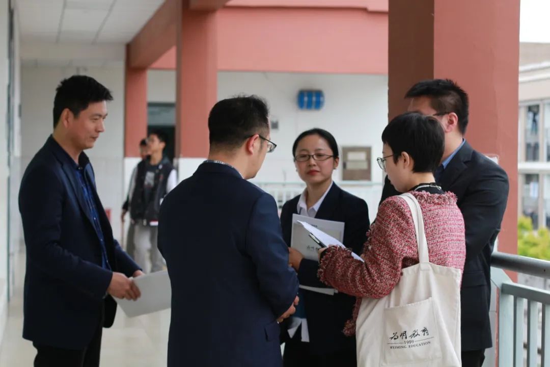 清北学校，成都新津为明学校，越来越热。