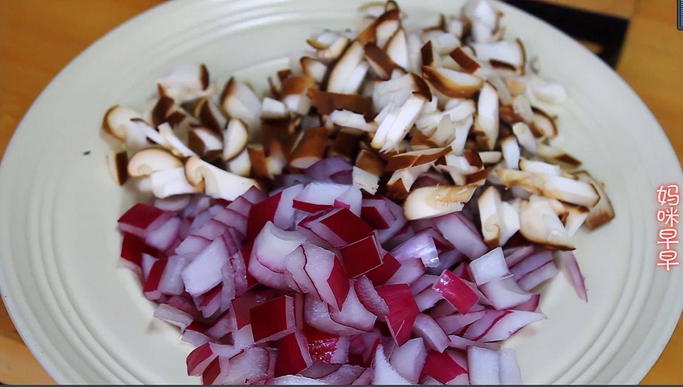 张文宏谈奥密克戎毒性,张文宏说奥密克戎感染后会咬人