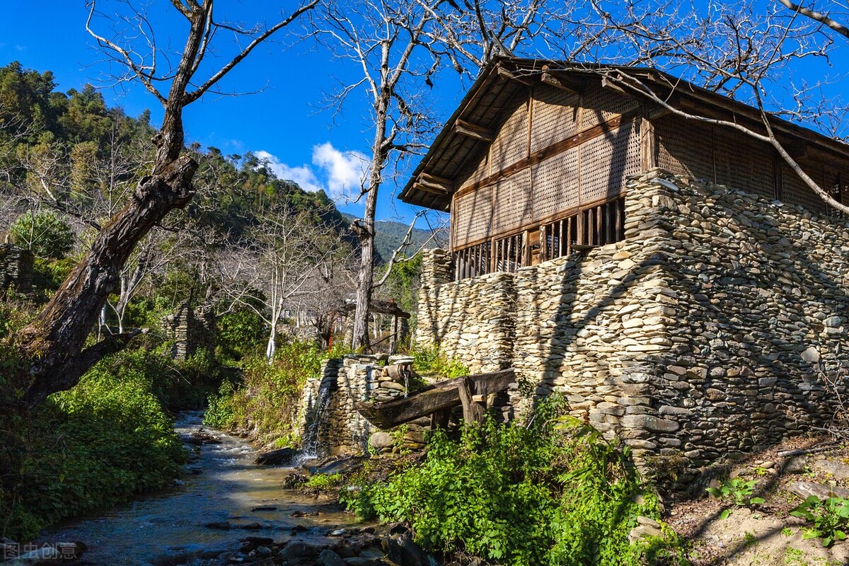 酷热难耐的八月即将过去,天气太热了回云南避暑