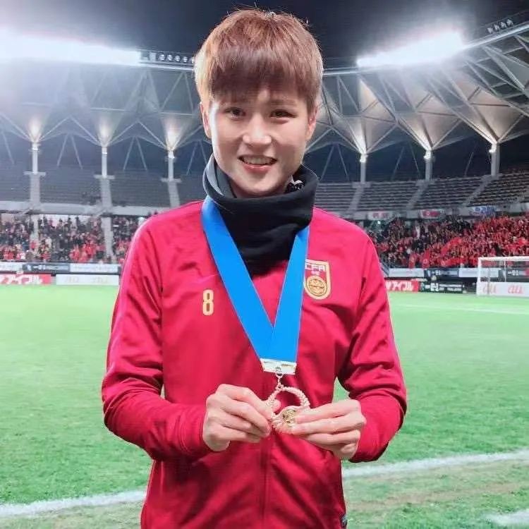 中国女足时隔16年重夺亚洲杯冠军,中国女足亚洲杯夺冠功臣