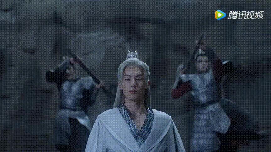 国产剧打仗大场面,国产神剧打不死名场面