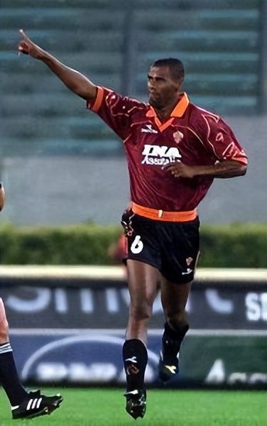 2018世界杯巴西队11号球员,1998世界杯巴西球衣