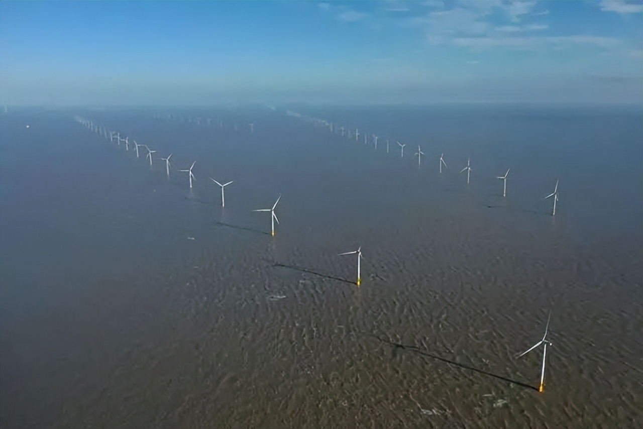 投资120亿建设新能源基地,40亿元打造新能源项目