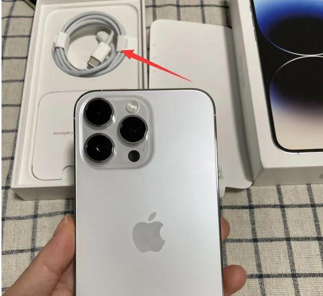 粉丝买苹果14promax美版,粉丝买iphone14系列