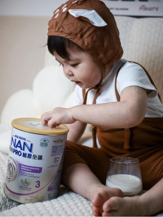 雅培和美赞臣深度水解哪个好,美赞臣亲舒水解蛋白奶粉怎么样