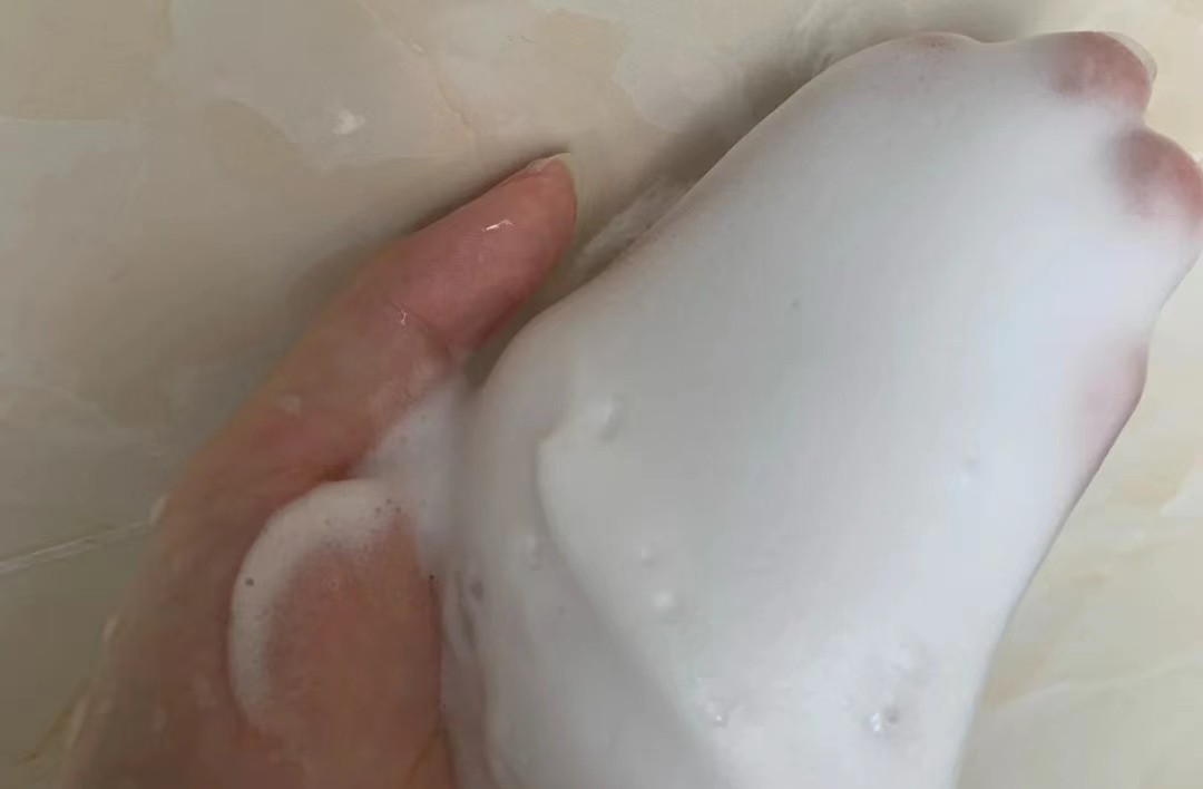 哪种洗面奶最好用还平价,什么洗面奶平价又好用又安全