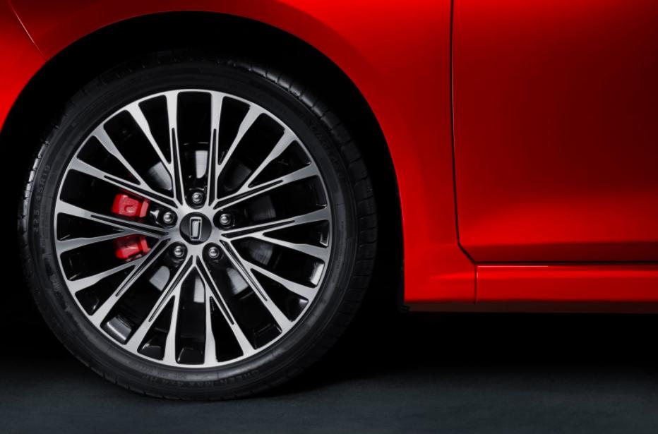 国潮奔腾b70,奔腾国潮运动汽车b70s