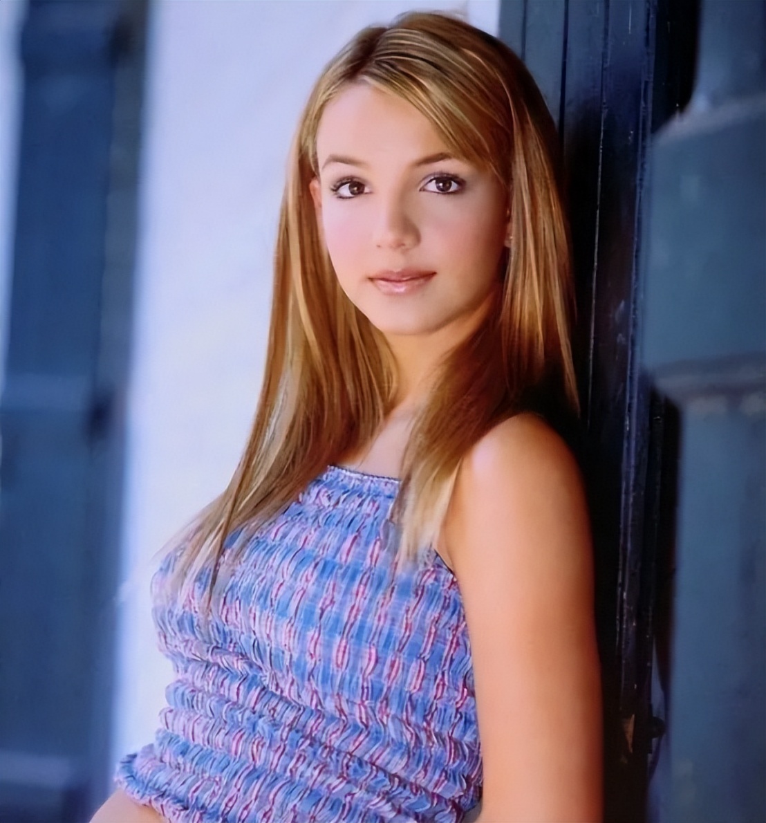 被父亲奴役13年的“小甜甜”,体内被放节育器,不让她见自己孩子