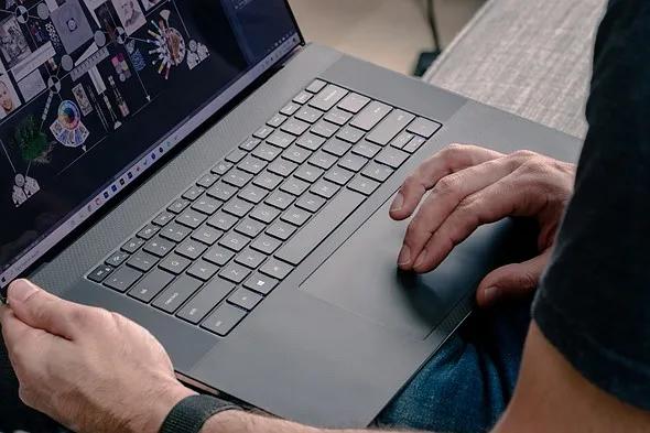 戴尔笔记本17年xps怎么样,戴尔xps17深度评测视频