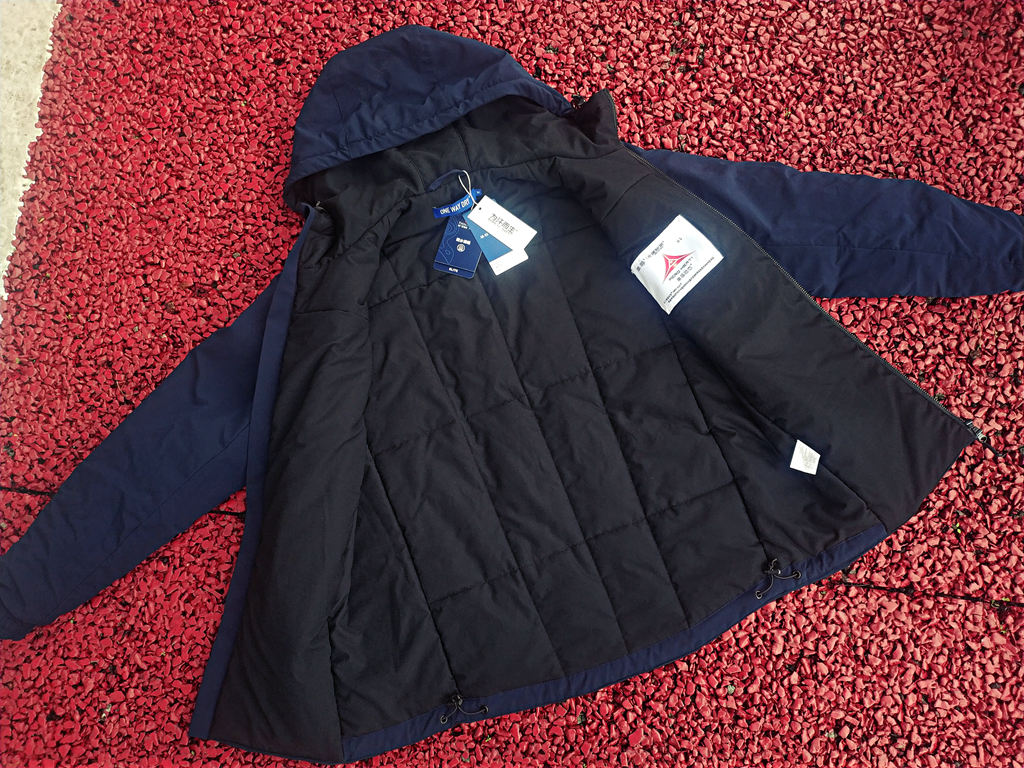 连帽棉服男女同款冬季加厚保暖款,冬季放牧穿的防寒加厚棉服