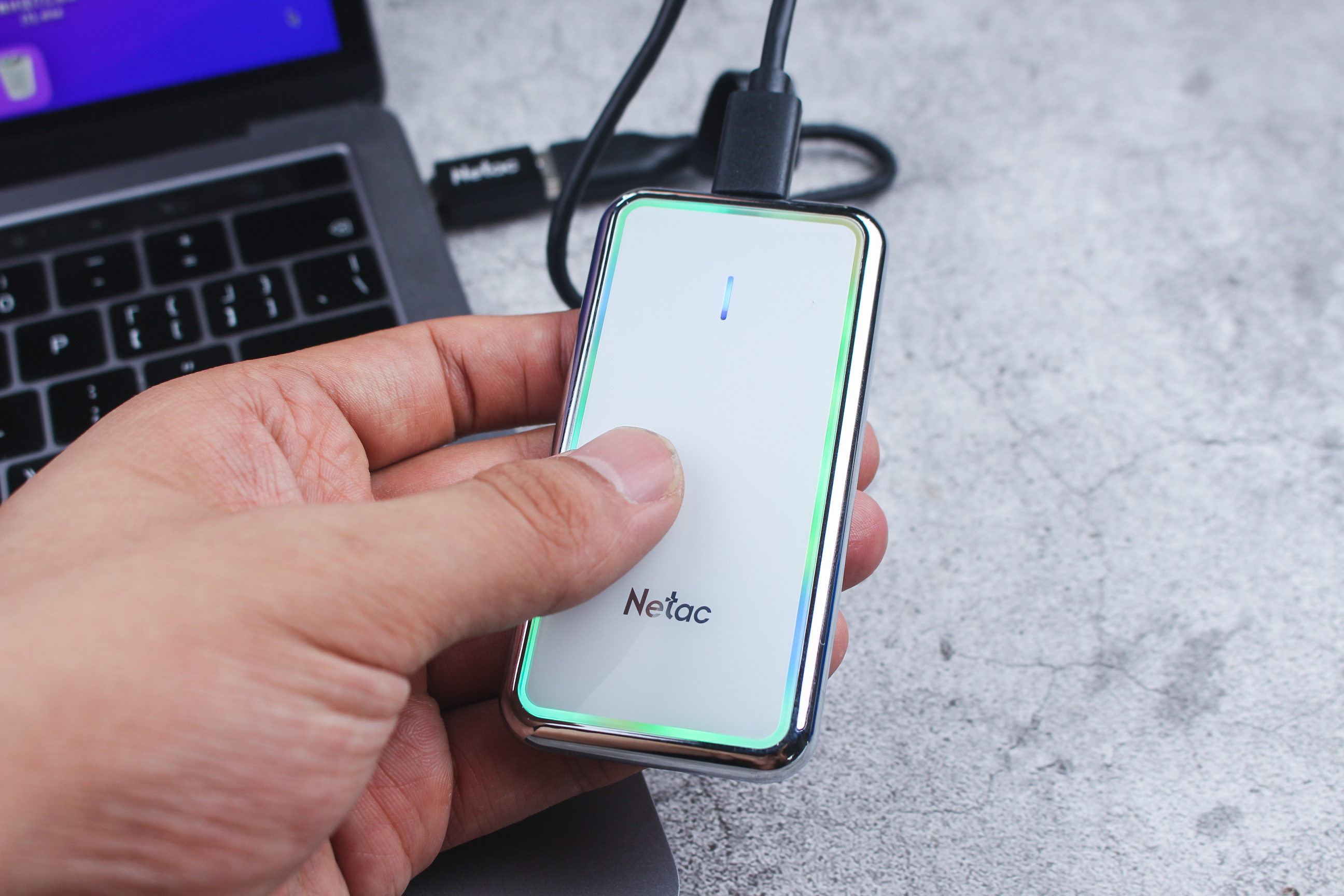 朗科zslim移动固态硬盘,朗科移动固态硬盘zx20