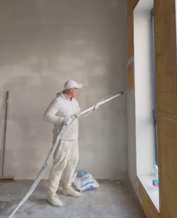 李杰与荷兰拳王罗伯特,李杰女性