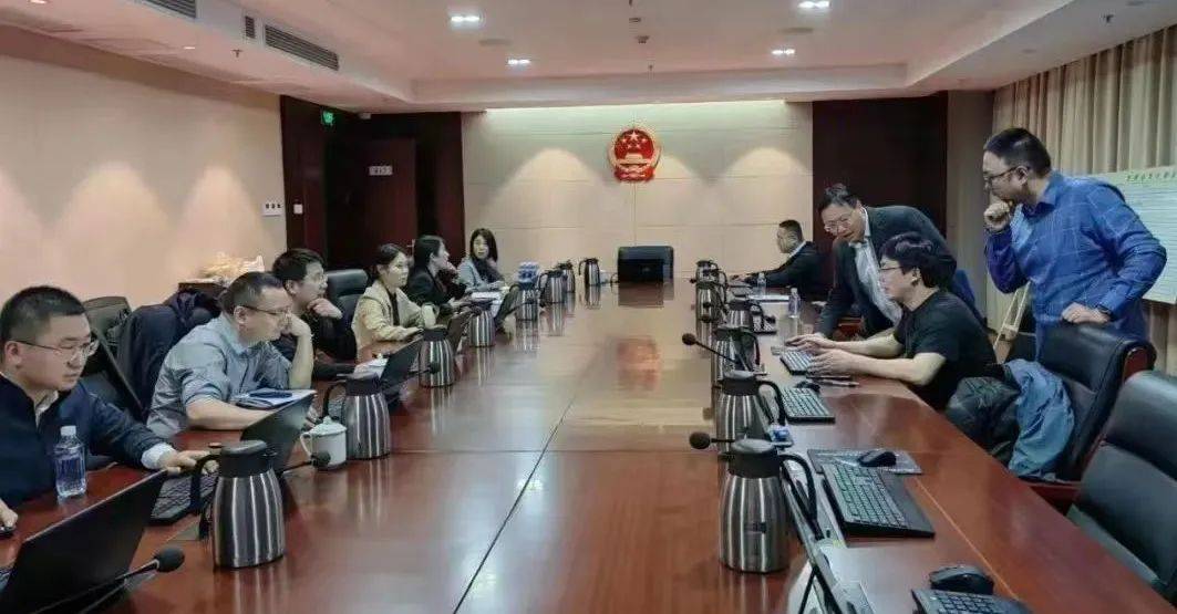 学思践悟守初心知行合一谋发展,学深悟透新思想知行合一促发展