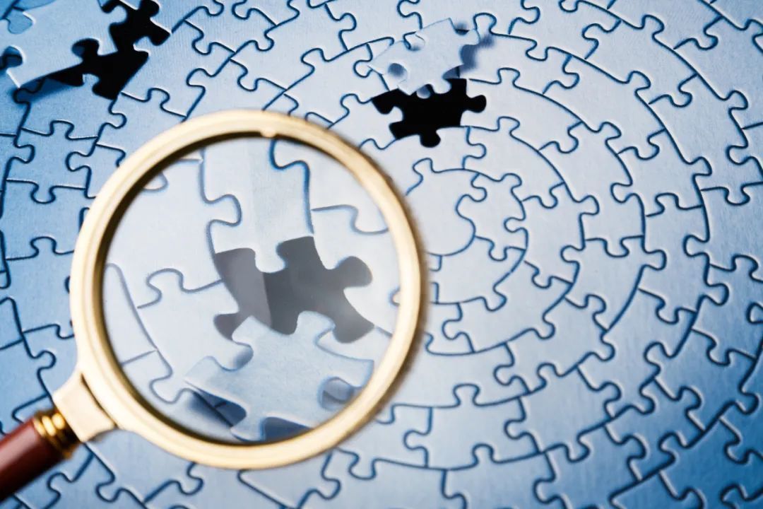 跨国制售假烟案,幕后主谋竟是“红木生意老板”?|今晚九点半