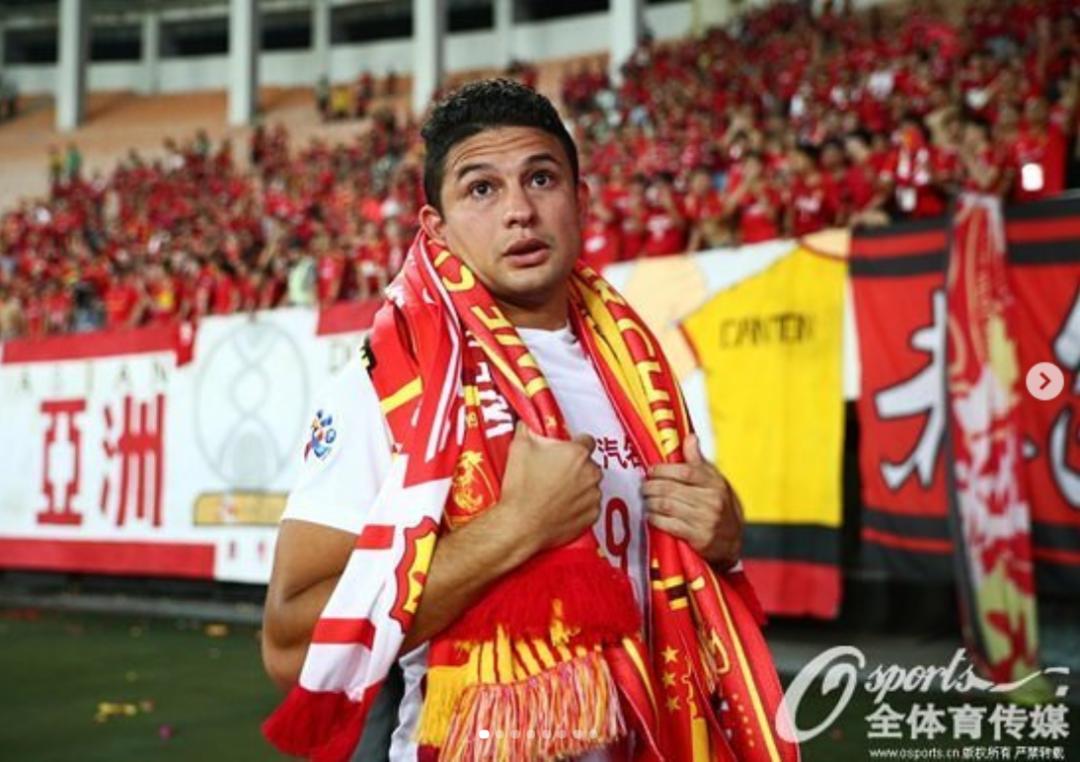 艾克森亚冠表现,艾克森登顶中超历史射手王