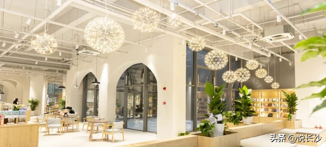 从『万科式』热销，看森林人居的高光热望！