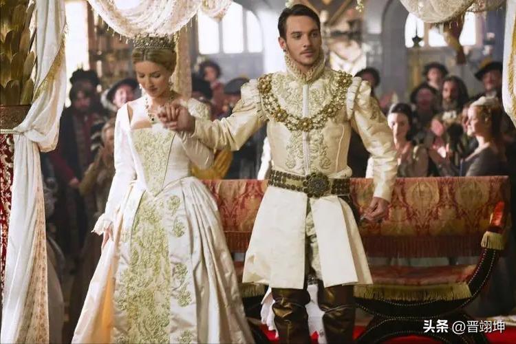 伊丽莎白一世：25岁当女王，为美貌戴假发抹铅粉，有时7天不卸妆