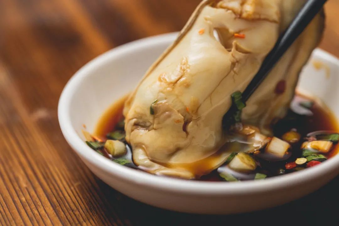 这座不起眼的山东小城，搞生蚝能有多猛？