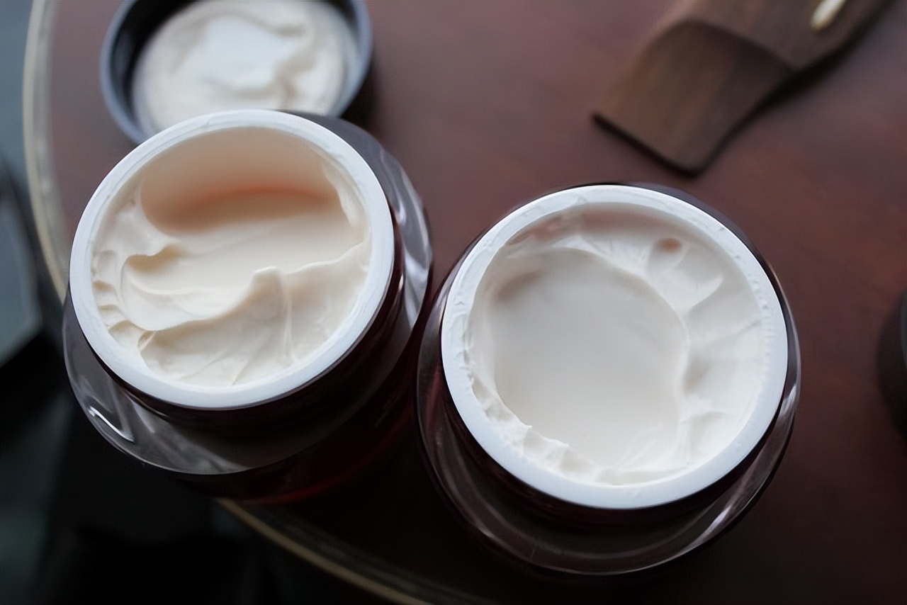 适合30岁以上女生使用的护肤品,基础护肤品推荐35岁以上