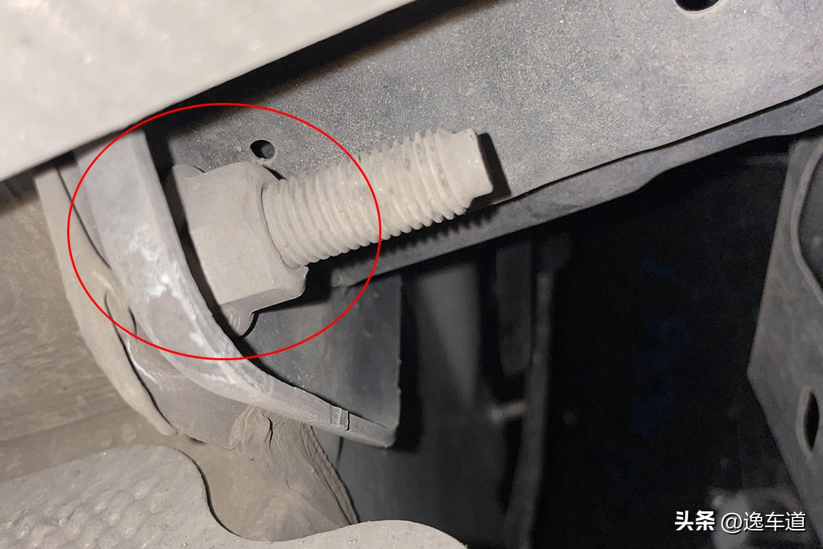 开了六年的宝马320如今只卖四折，划算吗？网友：买得起修不起