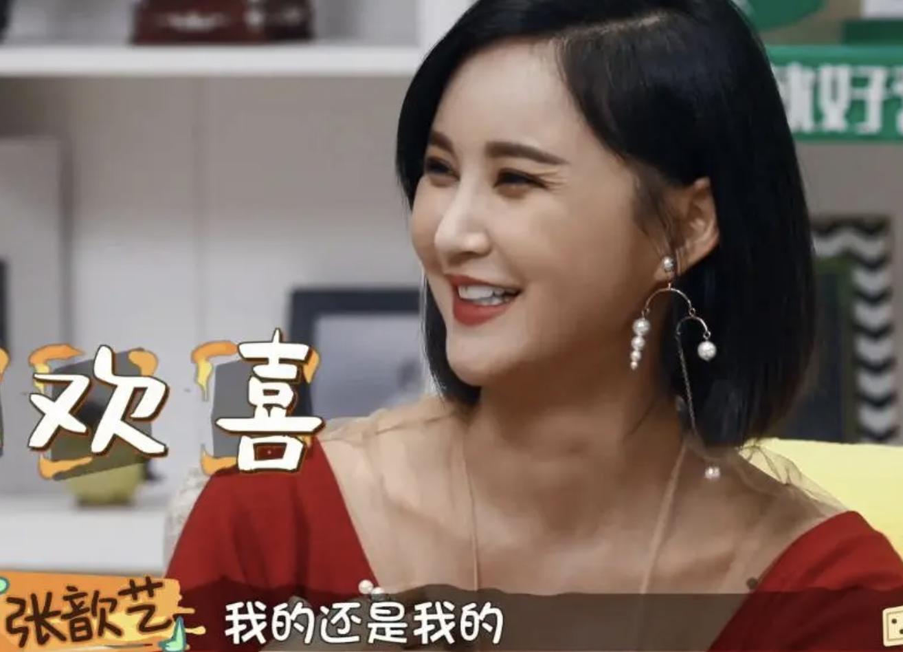 素颜是灾难，化妆是整容，这9位女明星的真实颜值，前后反差巨大