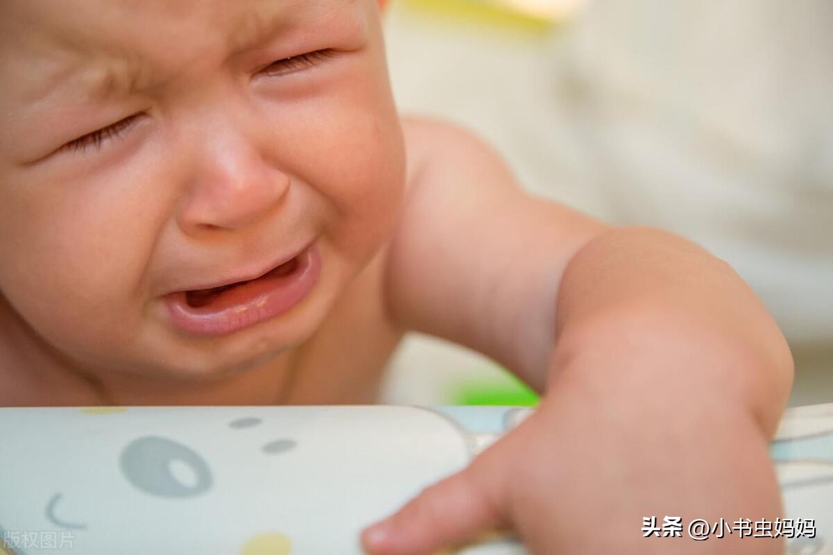 宝宝夜啼易惊原因,如何避免宝宝过度啼哭
