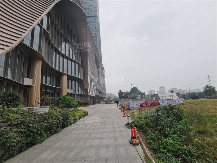 南宁五象总部基地地下商业,南宁五象总部基地最新信息