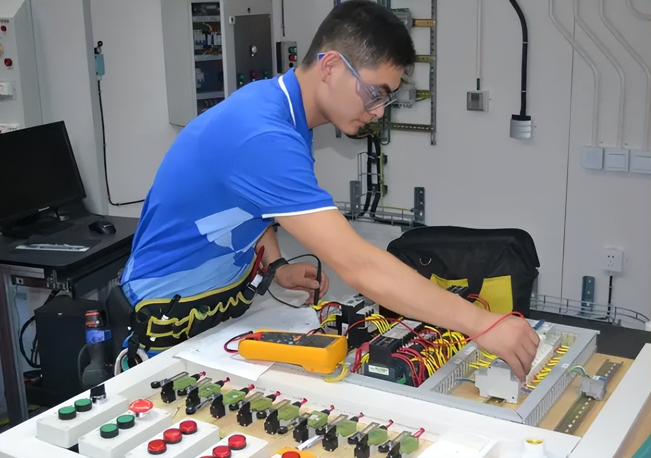 考公对哪些专业比较友好,理工科相对而言有什么优势