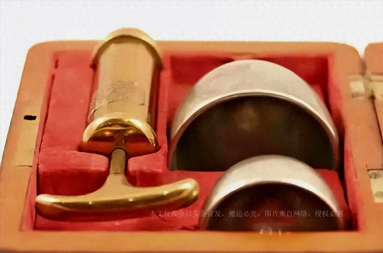 活久见：贵妇的“吸乳器”，阴道里长“牙齿”