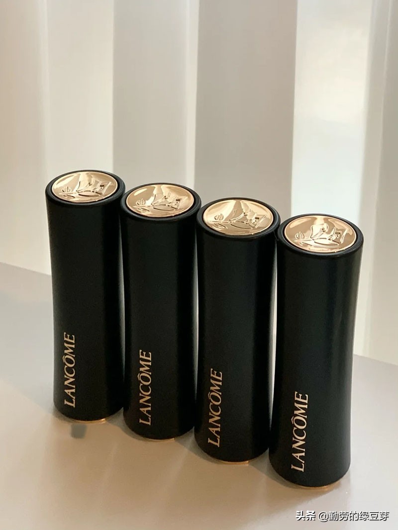 适合深唇的哑光唇膏,润唇又带颜色的唇膏测评