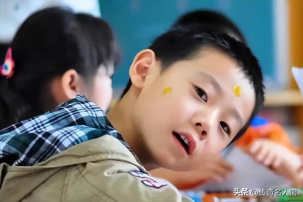 8岁参军的神童何雪豪,中国神童何雪豪