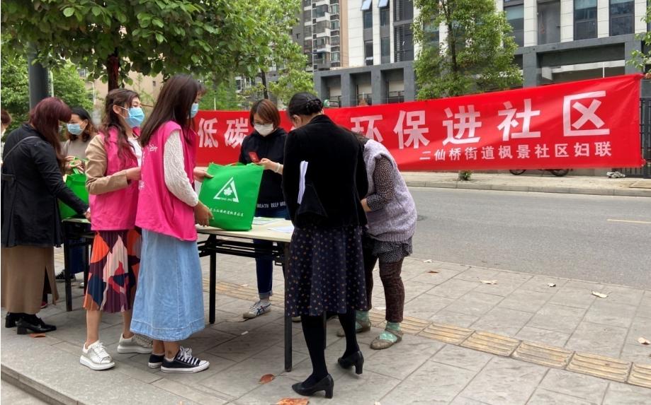 “过完年就离职”，社区女生忍不住了，原来“居委会”并不轻松