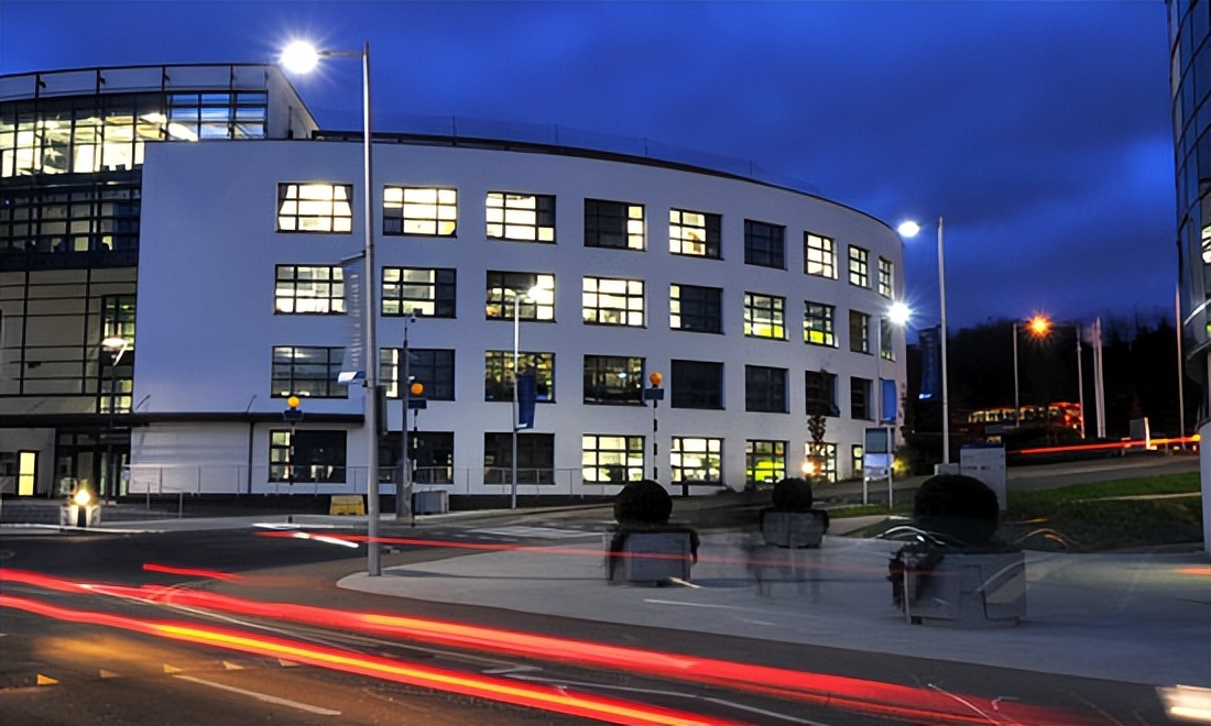 布鲁内尔大学本科条件,布鲁内尔大学校园