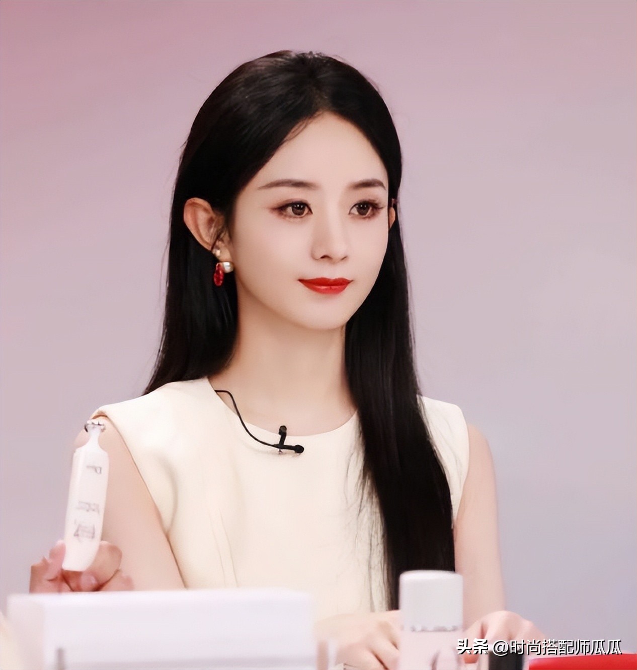 女人脸上有这二个特征的不显老,脸上有这3种特征的女人年纪越大