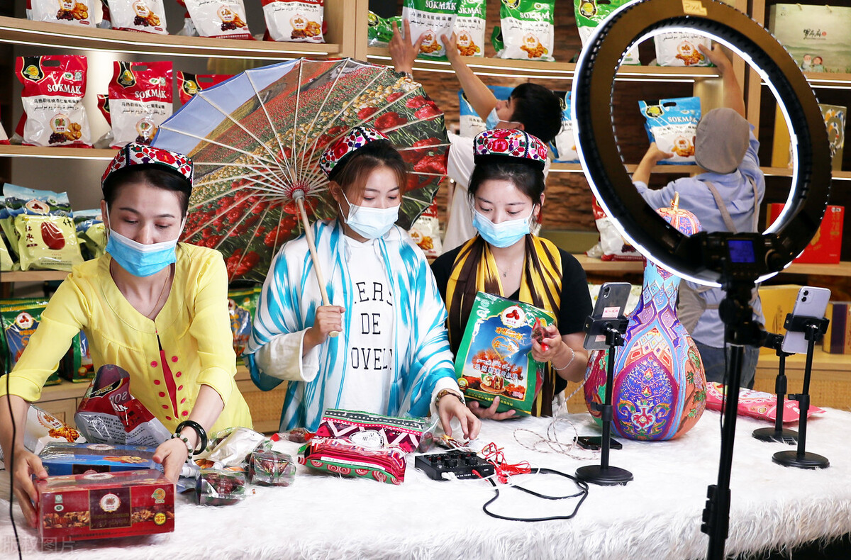 直播购物要注意什么,直播购物猫腻多亟需监管紧箍咒